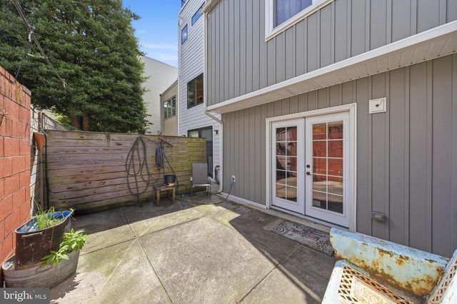 2245 PEMBERTON ST, Philadelphia, PA 19146