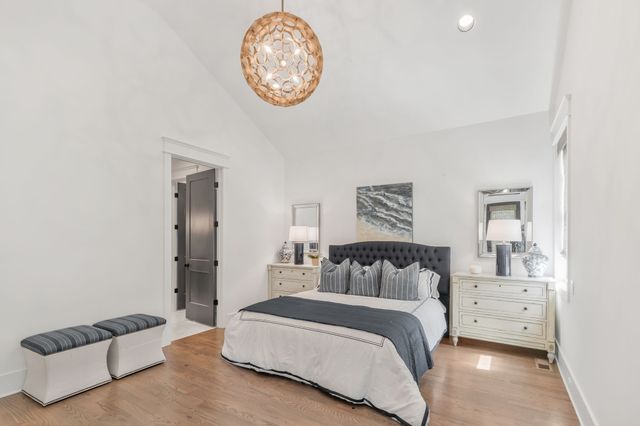 59 Brookwood Ter, Nashville, TN 37205