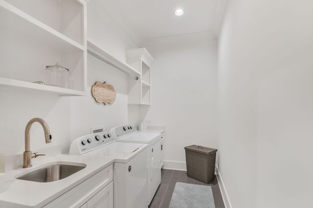 59 Brookwood Ter, Nashville, TN 37205