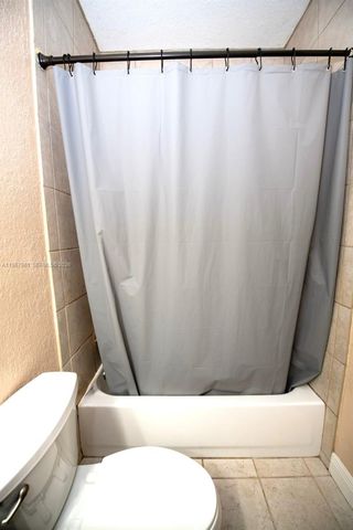 5945 SW 99th Ter, Cooper City, FL 33328