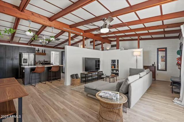 334 W GLENROSA Avenue, Phoenix, AZ 85013