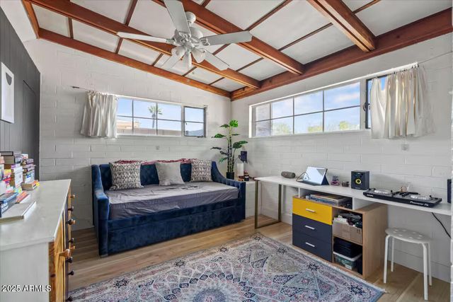 334 W GLENROSA Avenue, Phoenix, AZ 85013