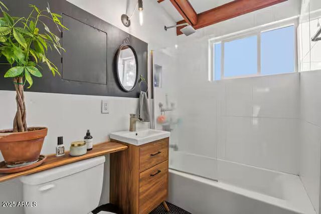 334 W GLENROSA Avenue, Phoenix, AZ 85013