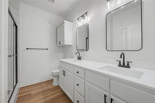 761 N Wordsworth Lane, Fayetteville, AR 72704