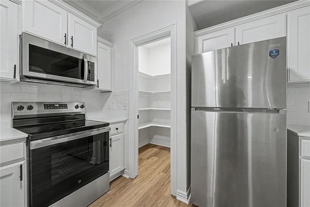 761 N Wordsworth Lane, Fayetteville, AR 72704