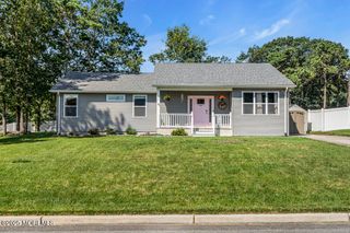 210 Mermaid Drive, Manahawkin, NJ 08050