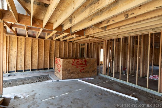 2824 E Northampton Street, Broken Arrow, OK 74014