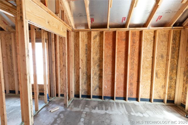 2824 E Northampton Street, Broken Arrow, OK 74014