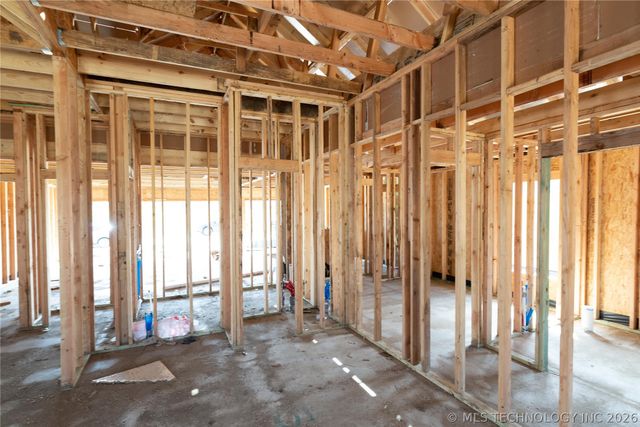 2824 E Northampton Street, Broken Arrow, OK 74014