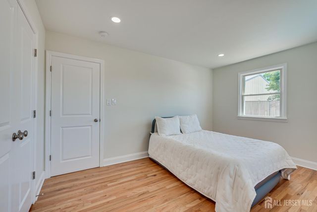40 Aylin Street, Metuchen, NJ 08840