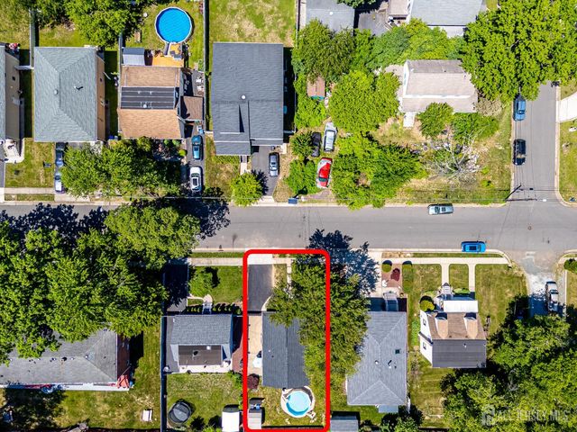 40 Aylin Street, Metuchen, NJ 08840