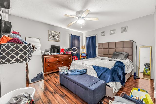 136 High Top Circle, Hamden, CT 06514
