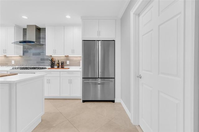 1405 SW 4th Ter, Pompano Beach, FL 33060