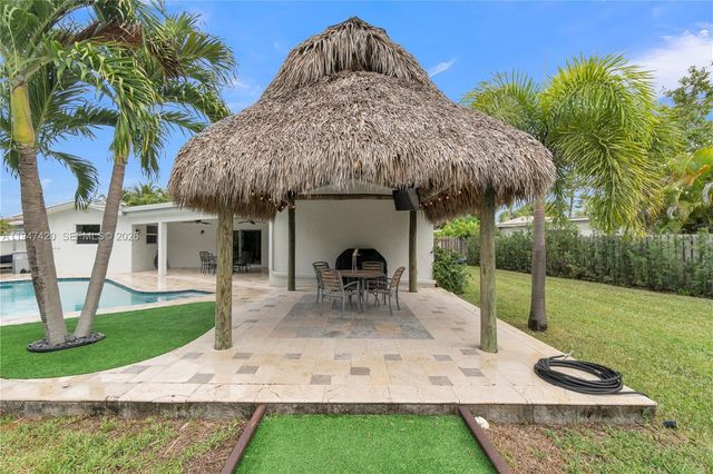 1405 SW 4th Ter, Pompano Beach, FL 33060