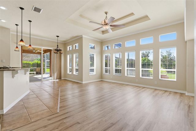 915 VISTA VERDE LANE, Sun City Center, FL 33573