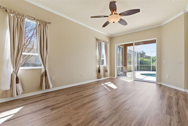 915 VISTA VERDE LANE, Sun City Center, FL 33573