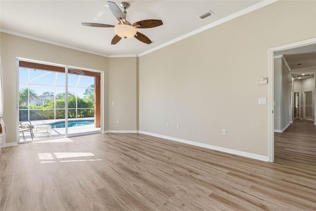 915 VISTA VERDE LANE, Sun City Center, FL 33573