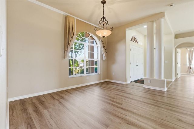 915 VISTA VERDE LANE, Sun City Center, FL 33573