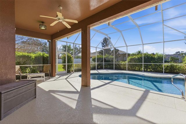 915 VISTA VERDE LANE, Sun City Center, FL 33573