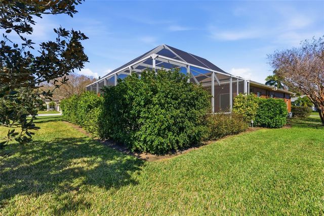 915 VISTA VERDE LANE, Sun City Center, FL 33573