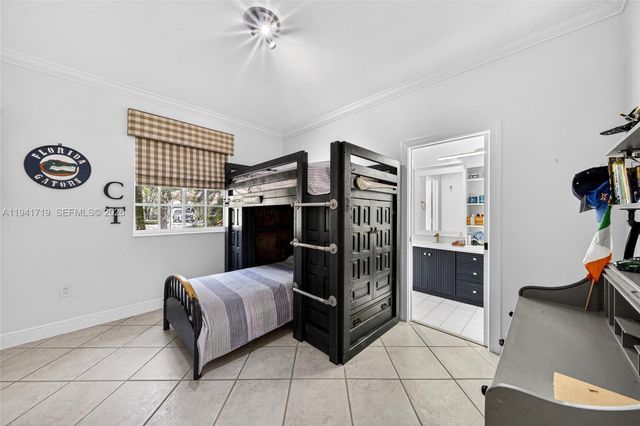 12530 SW 96th Ct, Miami, FL 33176