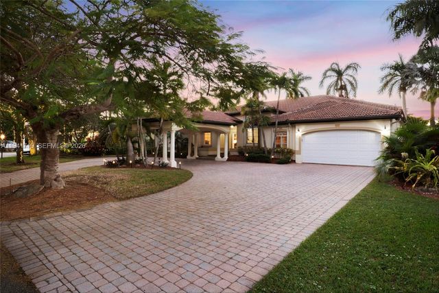 12530 SW 96th Ct, Miami, FL 33176