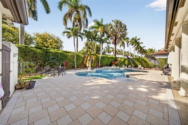 12530 SW 96th Ct, Miami, FL 33176