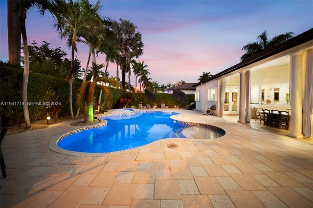 12530 SW 96th Ct, Miami, FL 33176