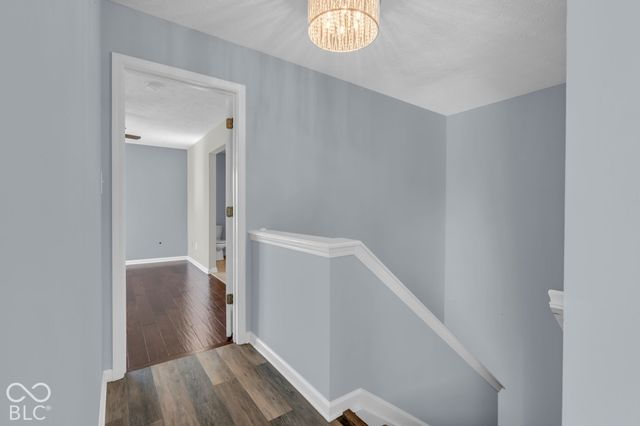 6250 Bishops Pond Lane, Indianapolis, IN 46268