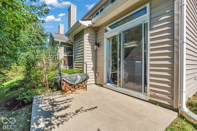 6250 Bishops Pond Lane, Indianapolis, IN 46268