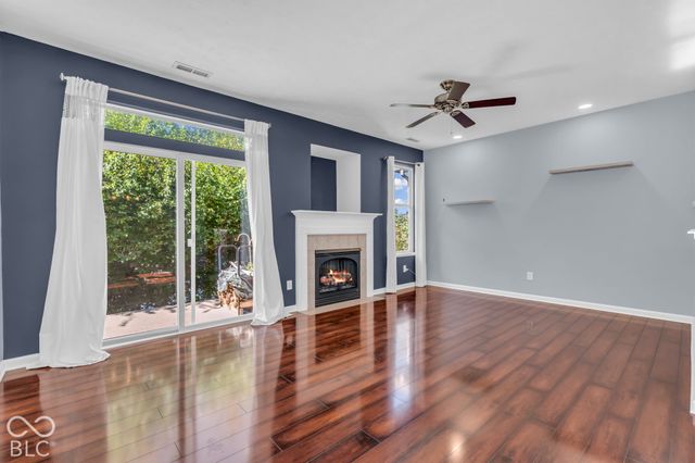 6250 Bishops Pond Lane, Indianapolis, IN 46268