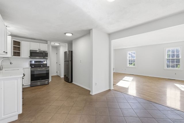 146 Russet Lane 146, Boxborough, MA 01719