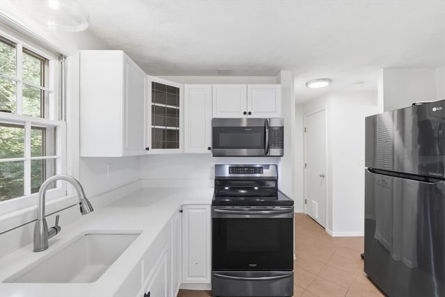 146 Russet Lane 146, Boxborough, MA 01719