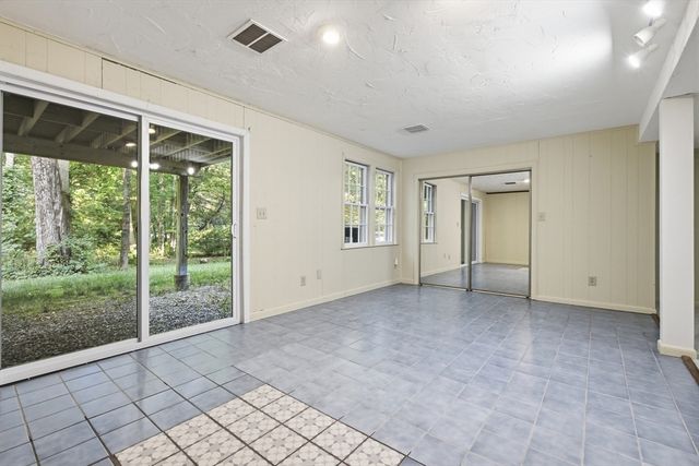 146 Russet Lane 146, Boxborough, MA 01719