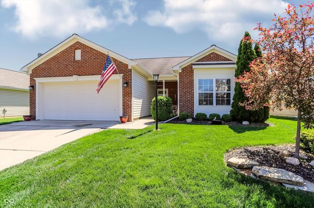 823 Daybreak Drive, Avon, IN 46123