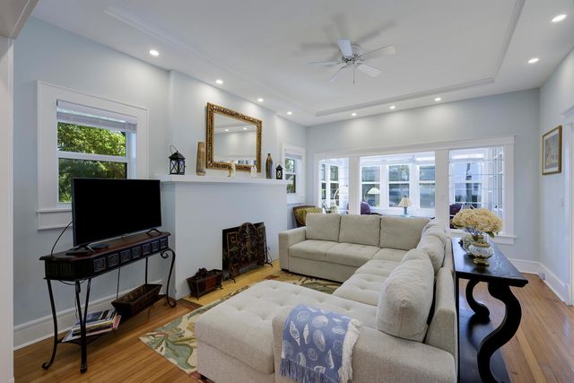 1701 S Olive Avenue, West Palm Beach, FL 33401