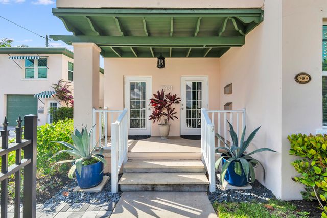 1701 S Olive Avenue, West Palm Beach, FL 33401