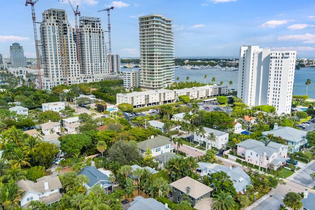 1701 S Olive Avenue, West Palm Beach, FL 33401