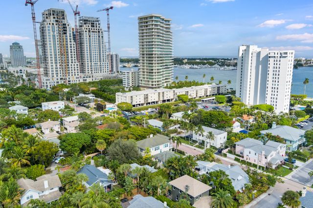 1701 S Olive Avenue, West Palm Beach, FL 33401