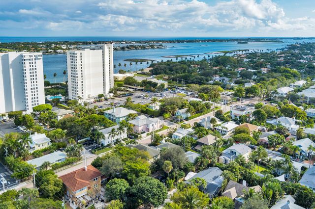 1701 S Olive Avenue, West Palm Beach, FL 33401