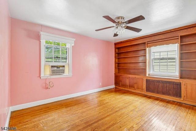 335 19Th Ave, Paterson City, NJ 07504