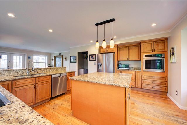 6270 Mack Road, Howell, MI 48855