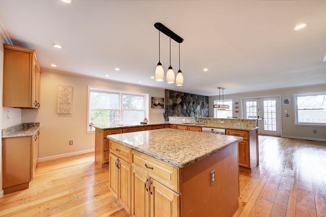 6270 Mack Road, Howell, MI 48855