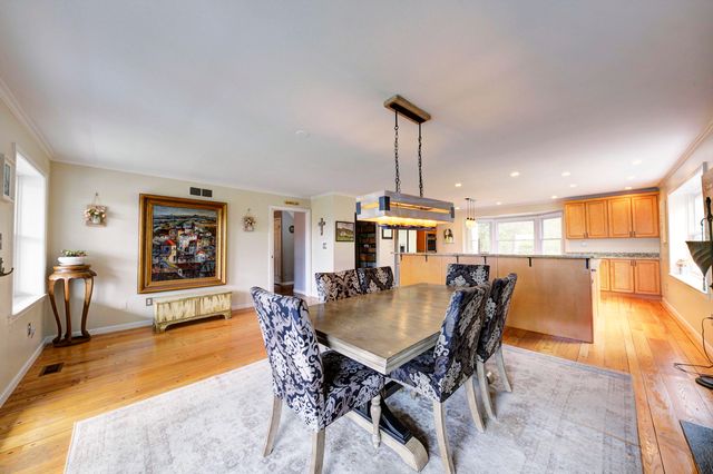 6270 Mack Road, Howell, MI 48855