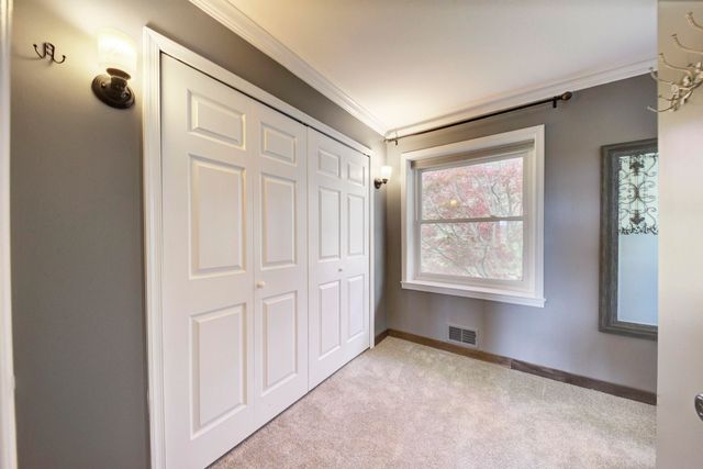 6270 Mack Road, Howell, MI 48855