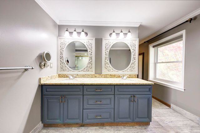 6270 Mack Road, Howell, MI 48855
