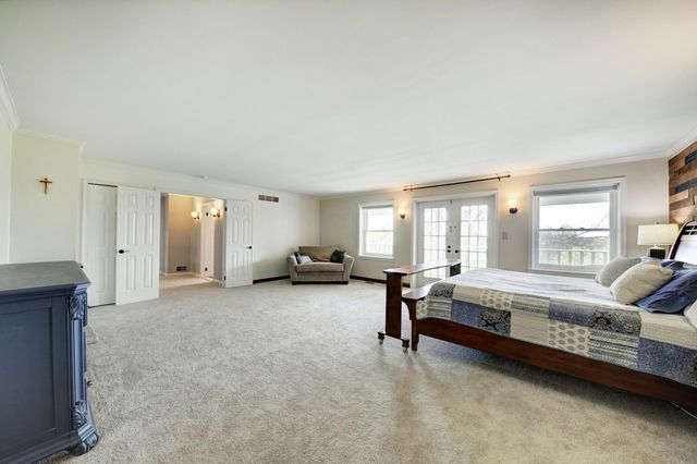 6270 Mack Road, Howell, MI 48855