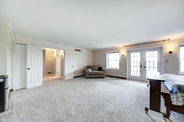 6270 Mack Road, Howell, MI 48855