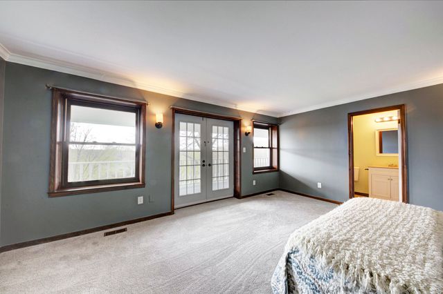 6270 Mack Road, Howell, MI 48855