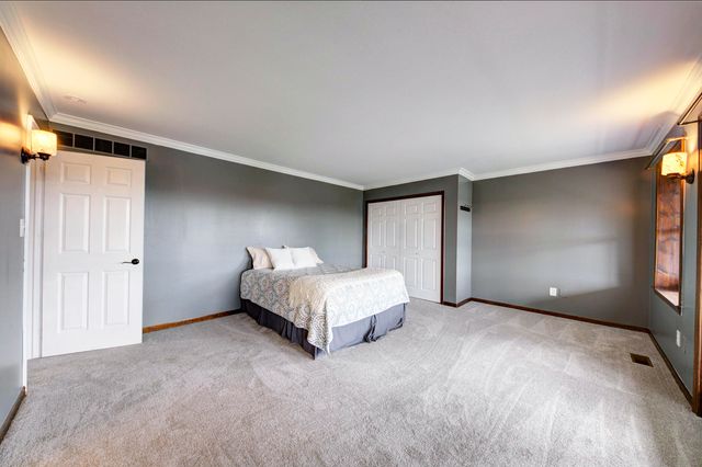 6270 Mack Road, Howell, MI 48855